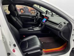 Honda Civic Hatchback 220 Turbo CVT Trendy Control - ფოტო 12