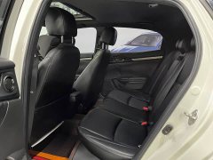 Honda Civic Hatchback 220 Turbo CVT Trendy Control - ფოტო 13