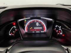 Honda Civic Hatchback 220 Turbo CVT Trendy Control - ფოტო 9
