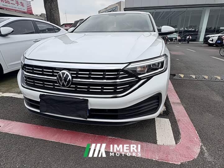 Volkswagen Sagitar 300TSI DSG Feiyue Edition