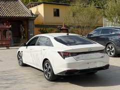 Hyundai Elantra 1.5L CVT GLS Leading Edition - ფოტო 13