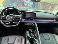 Hyundai Elantra 1.5L CVT GLS Leading Edition - ფოტო 8