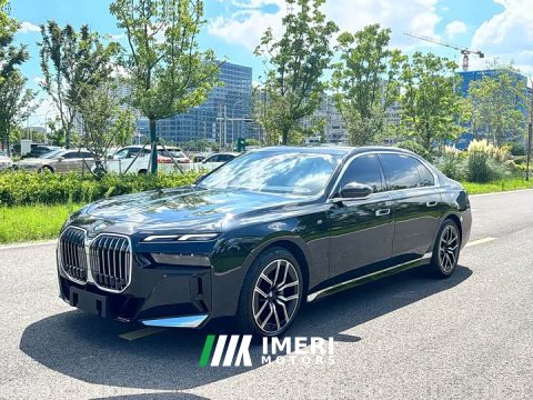 2024 BMW 7 Series 735Li M Sport Package - ავტომობილი ჩინეთიდან