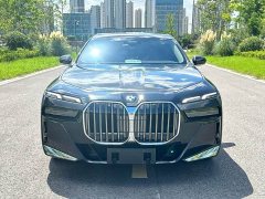 BMW 7 Series 735Li M Sport Package - ფოტო 2