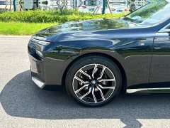 BMW 7 Series 735Li M Sport Package - ფოტო 3