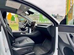 Tesla Model Y Long Range Rear-Wheel Drive - ფოტო 5