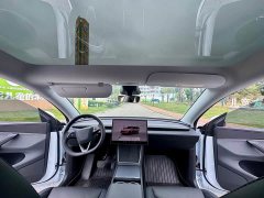 Tesla Model Y Long Range Rear-Wheel Drive - ფოტო 7