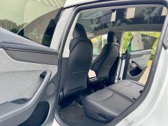 Tesla Model Y Long Range Rear-Wheel Drive - ფოტო 9