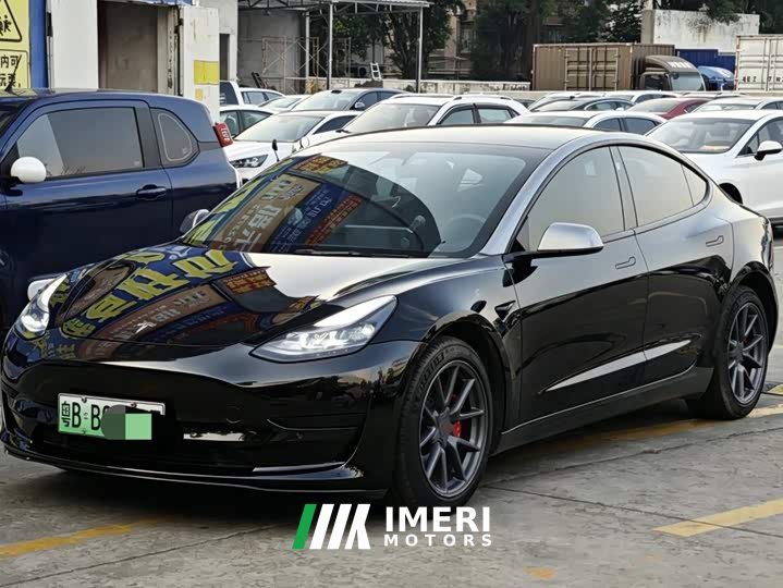 Tesla Model 3 Rear-Wheel Drive