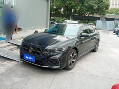 Volkswagen Passat Outstanding Edition 380TSI Starry Sky Dragon Ascendant Version - ფოტო 1