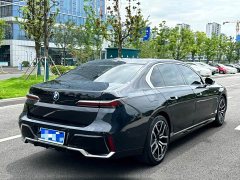 BMW 7 Series 735Li M Sport Package - ფოტო 4