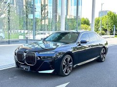 BMW 7 Series 740Li Premier M Sport Package - ფოტო 1
