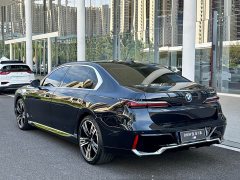 BMW 7 Series 740Li Premier M Sport Package - ფოტო 6