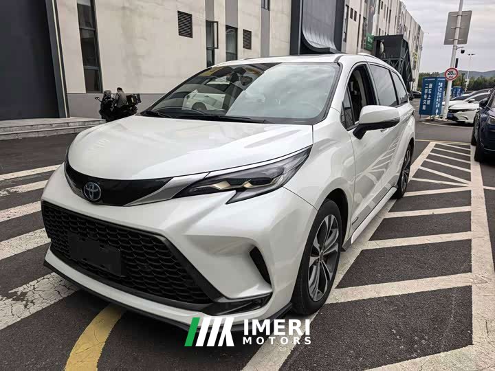Toyota Grevias 2.5L Hybrid Premium Plus Edition - ავტომობილი ჩინეთიდან