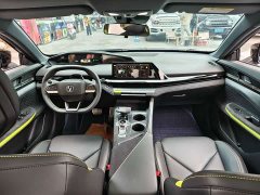 Changan UNI-V 1.5T Sport Edition - ფოტო 5
