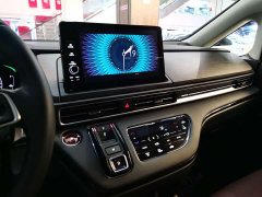 Honda Odyssey 2.0L e:HEV Sharp Premium Edition - ფოტო 10