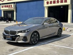 BMW 5 Series 530Li Premier M Sport Package - ფოტო 1