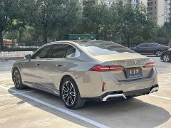 BMW 5 Series 530Li Premier M Sport Package - ფოტო 7
