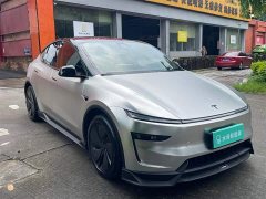 Tesla Model Y Rear-Wheel Drive - ფოტო 12