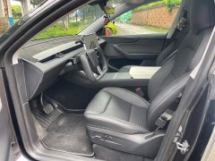 Tesla Model Y Rear-Wheel Drive - ფოტო 4