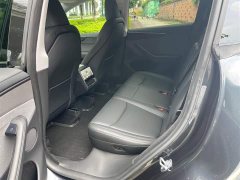 Tesla Model Y Rear-Wheel Drive - ფოტო 5