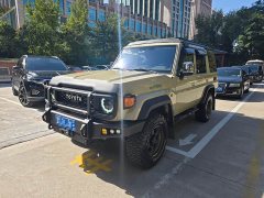 Toyota Land Cruiser (Imported) LC76 2.8T Diesel - ფოტო 1