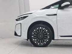 XPeng X9 Extended Range 1602 Ultra - ფოტო 8