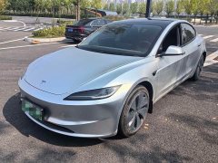 Tesla Model 3 Long Range All-Wheel Drive - ფოტო 1