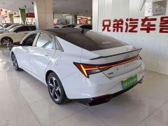 Hyundai Elantra 1.5L CVT Luxury - ფოტო 11