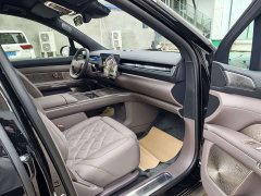NIO ES8 Five-Seat Executive Luxury Edition - ფოტო 11