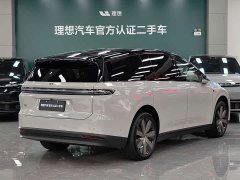 Li Auto i8 Standard Edition - ფოტო 15