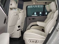 Li Auto i8 Standard Edition - ფოტო 4