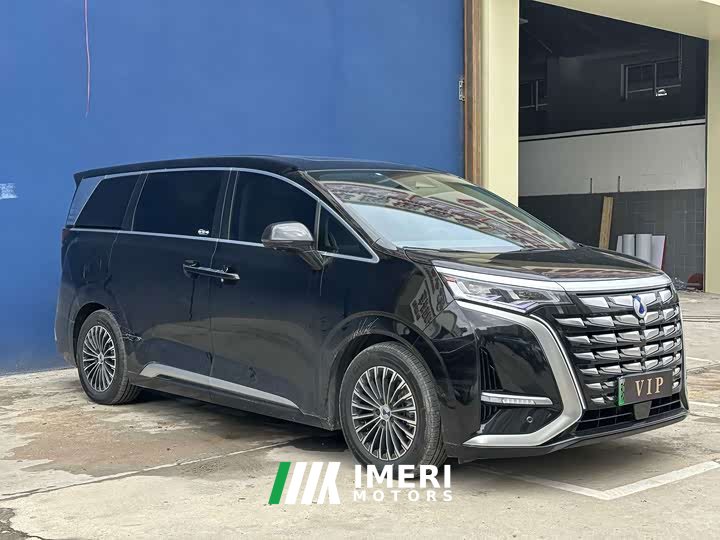 Denza D9 DM-i 970 AWD Flagship - ავტომობილი ჩინეთიდან