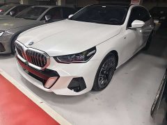 BMW 5 Series 530Li Luxury M Sport Package - ფოტო 1