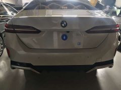 BMW 5 Series 530Li Luxury M Sport Package - ფოტო 13