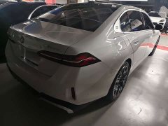 BMW 5 Series 530Li Luxury M Sport Package - ფოტო 14