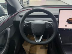 Tesla Model Y Rear-Wheel Drive - ფოტო 10