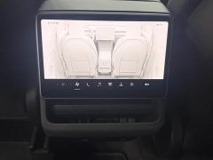Tesla Model Y Rear-Wheel Drive - ფოტო 7