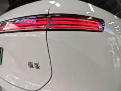 NIO ES8 Five-Seat Executive Luxury Edition - ფოტო 13
