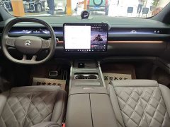 NIO ES8 Five-Seat Executive Luxury Edition - ფოტო 8