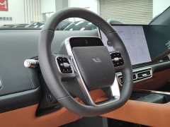 Li Auto L6 Max Smart Refresh Edition - ფოტო 10