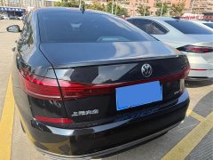 Volkswagen Passat 330TSI Luxury - ფოტო 6