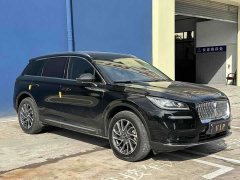 Lincoln Explorer 2.0T Two-Wheel Drive Premium - ფოტო 1