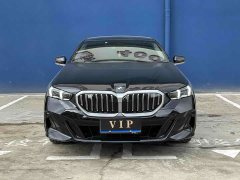 BMW 5 Series 530Li Premier M Sport Package - ფოტო 2
