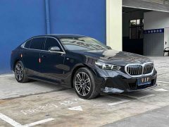 BMW 5 Series 530Li Premier M Sport Package - ფოტო 3
