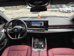 BMW 5 Series 530Li Premier M Sport Package - ფოტო 4