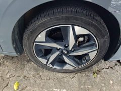 Hyundai Elantra 1.5L CVT Luxury - ფოტო 8