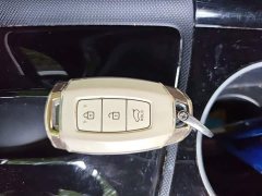 Hyundai Elantra 1.5L CVT Luxury - ფოტო 9