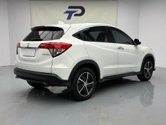 Honda Vezel 1.5L CVT Pioneer Edition - ფოტო 17