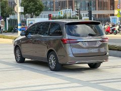 Buick GL8 Land Official Business Class 652T Comfort Edition - ფოტო 19